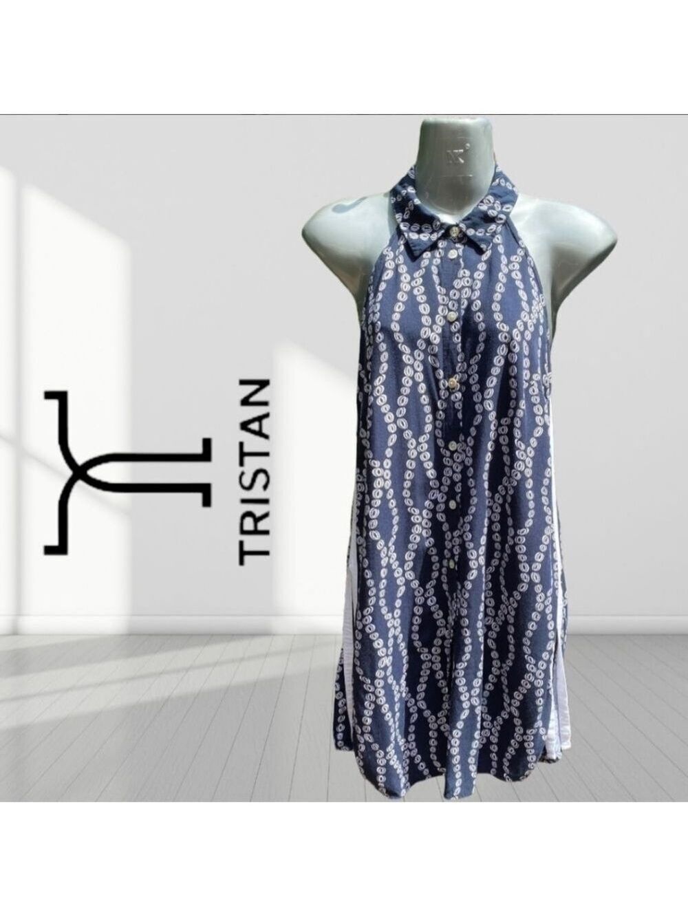 TRISTAN Sleeveless Open Back Button Down Blue & White Top Size XS